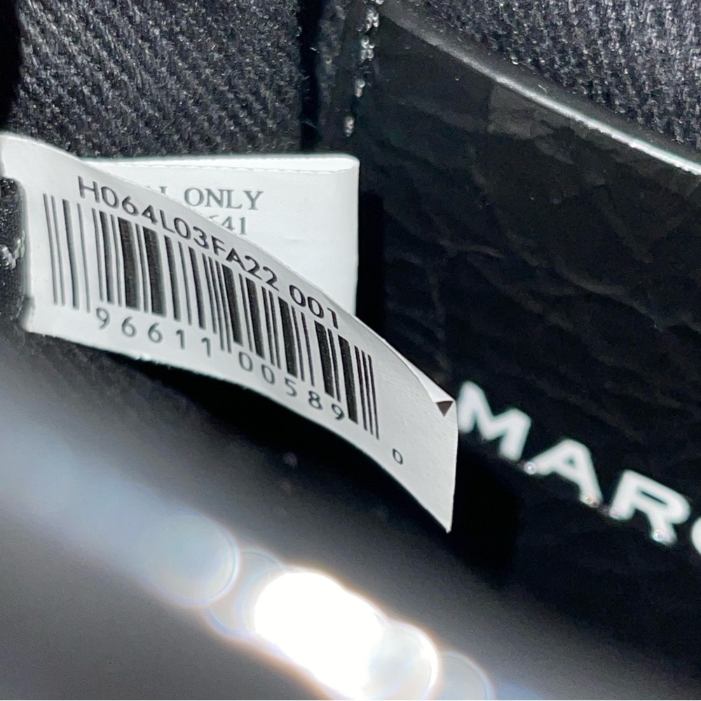 Marc Jacobs The Shiny Crinkle Micro Tote Crossbody Bag - Black - Picture 6 of 9
